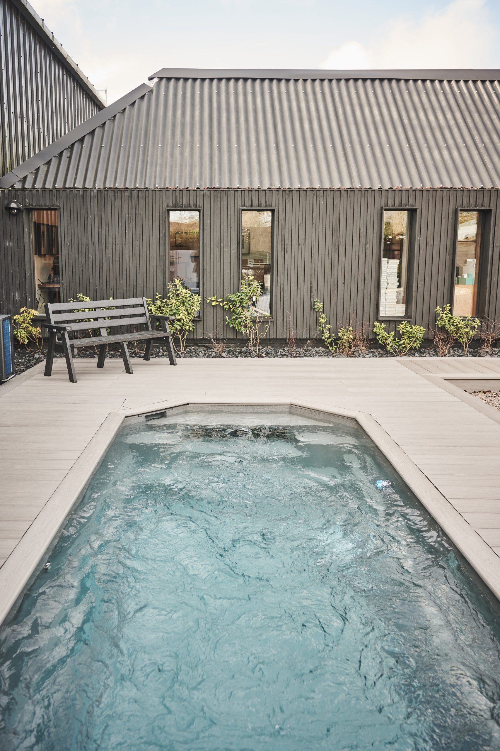 Compass Fit 50 with 160m³ Turbine | Compass Pools